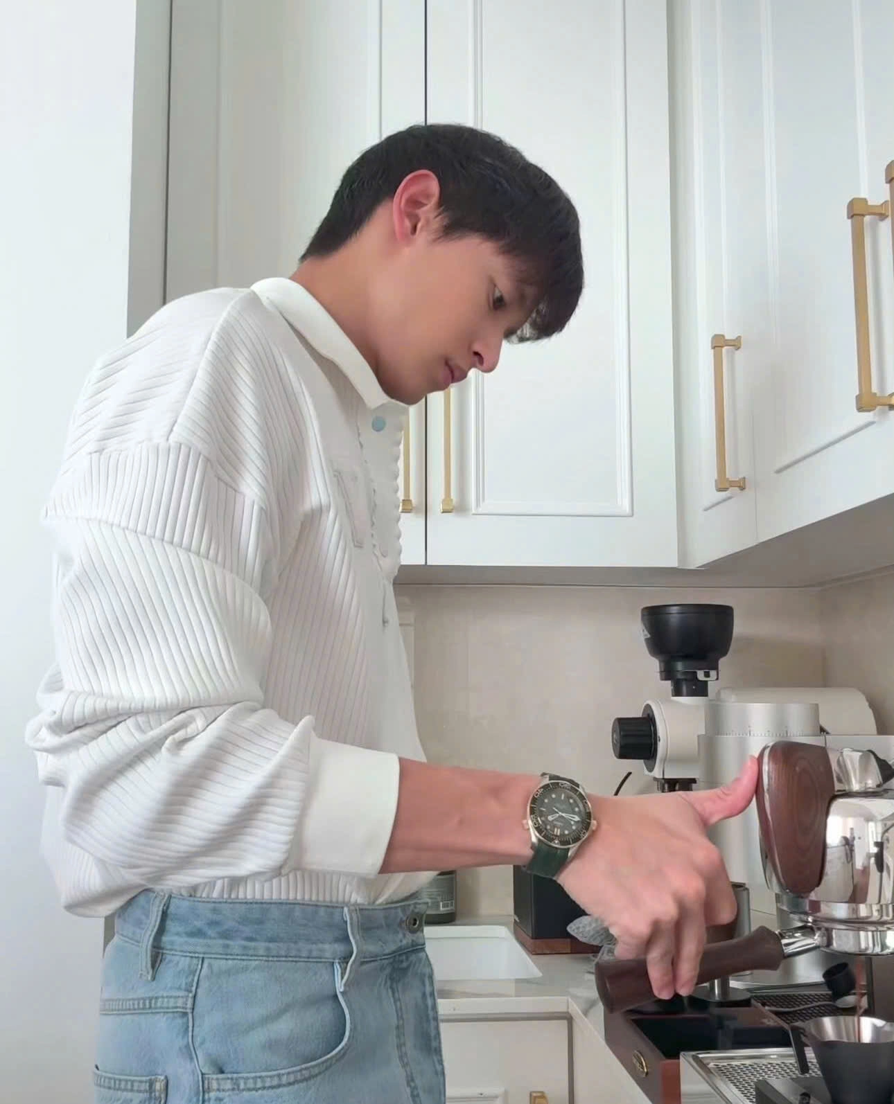 Top 50 avatar nam trưởng thành lịch lãm được bình chọn nhất