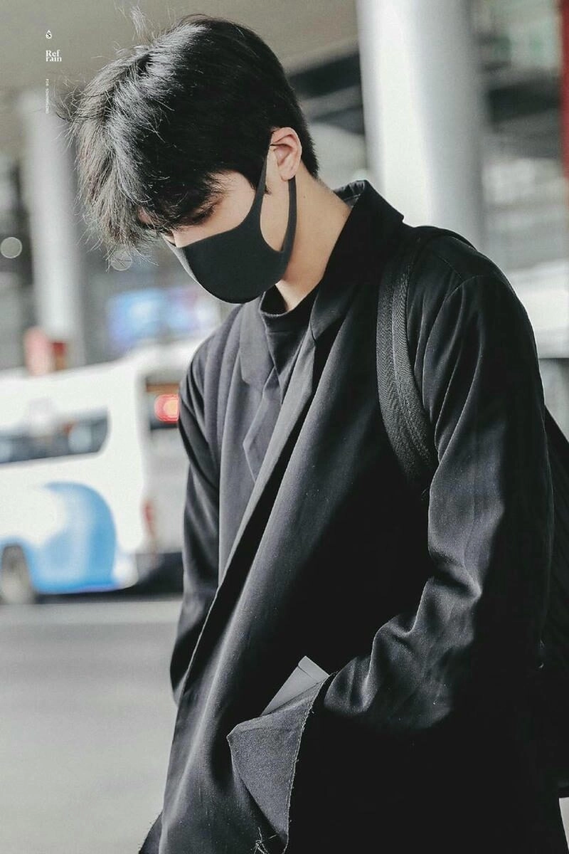 Ảnh trai giấu mặt chất tạo dáng độc đáo