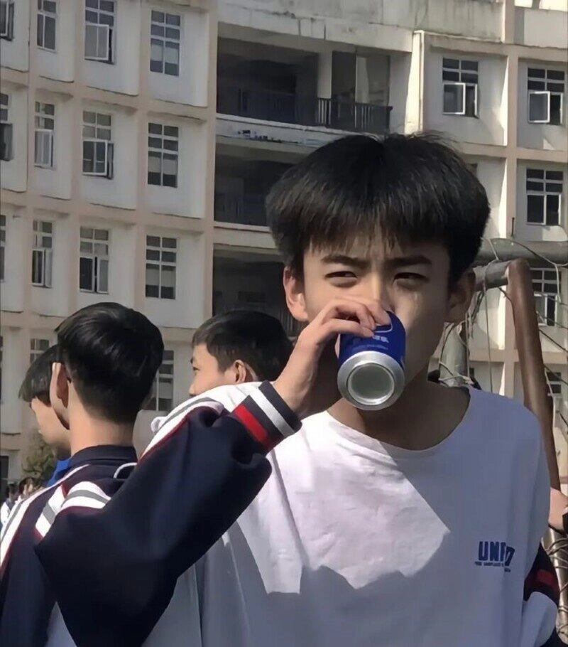 ảnh trai học sinh cấp 2