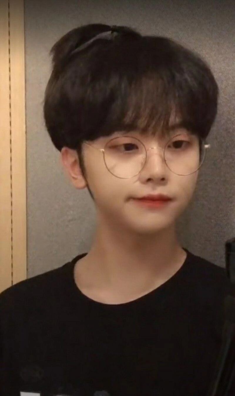 ảnh trai học sinh cấp 2