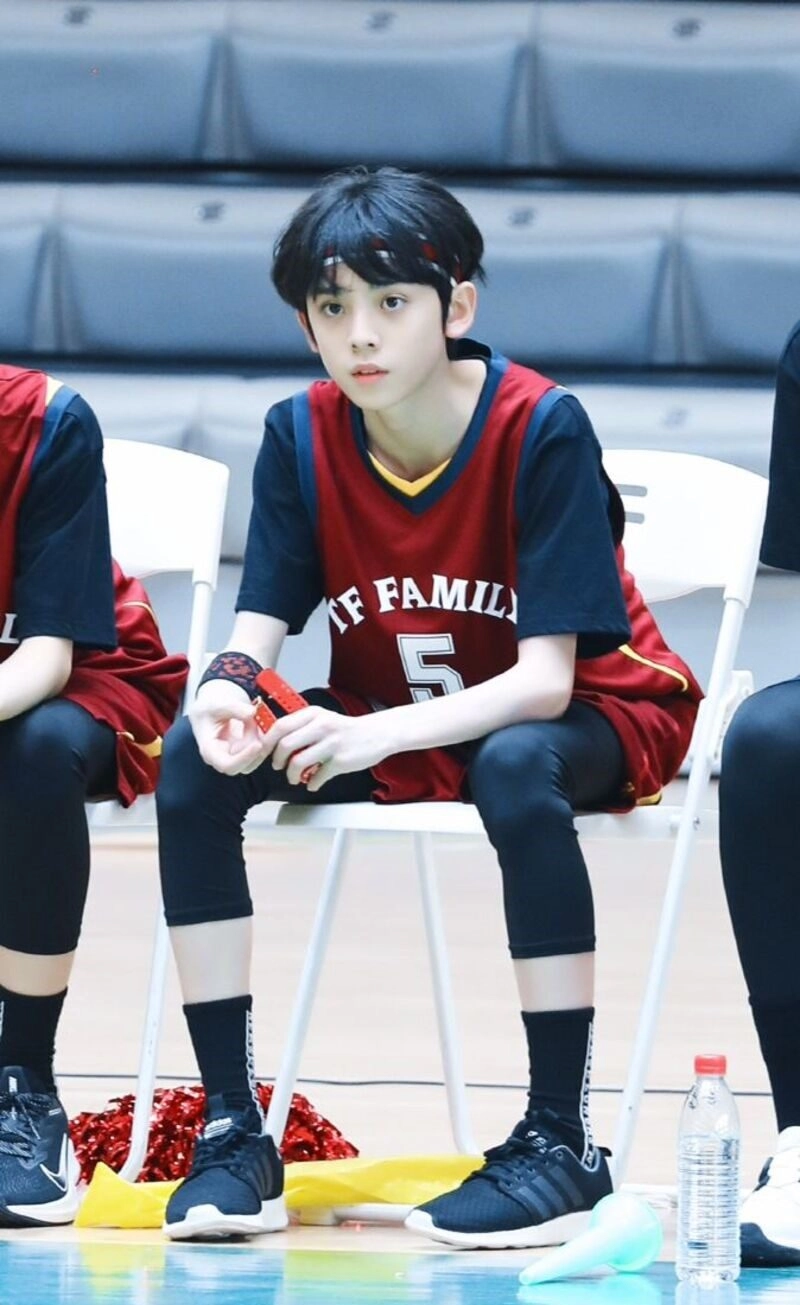 ảnh trai học sinh cấp 2