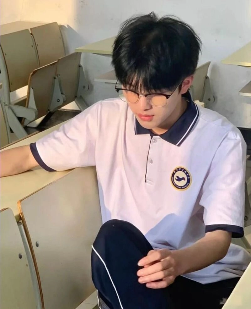 ảnh trai học sinh cấp 2