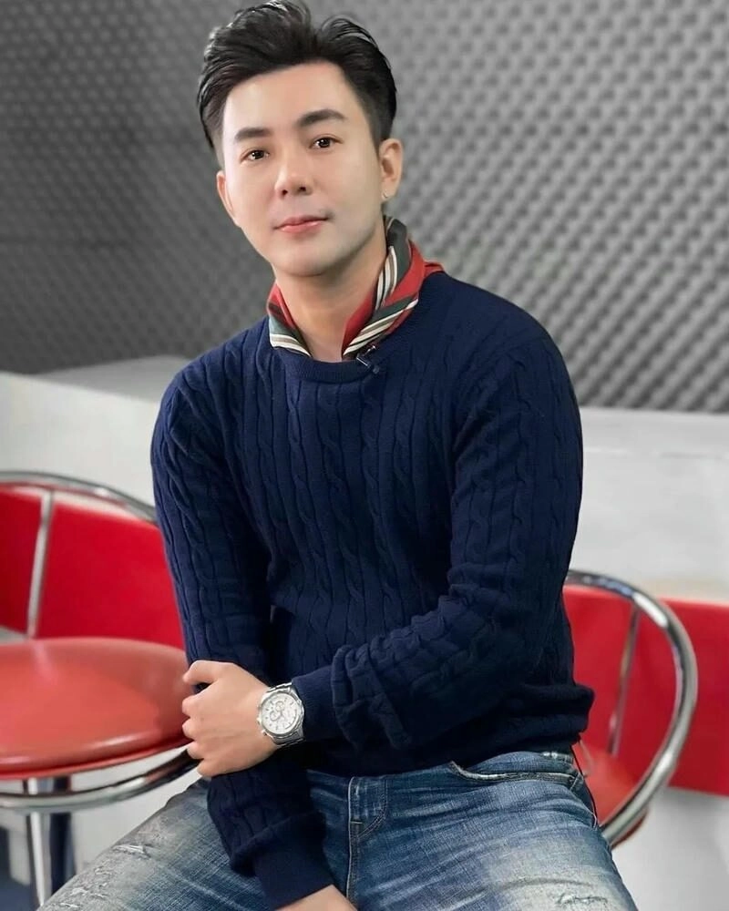 Ảnh nam thần Việt Nam với thần thái tự tin 