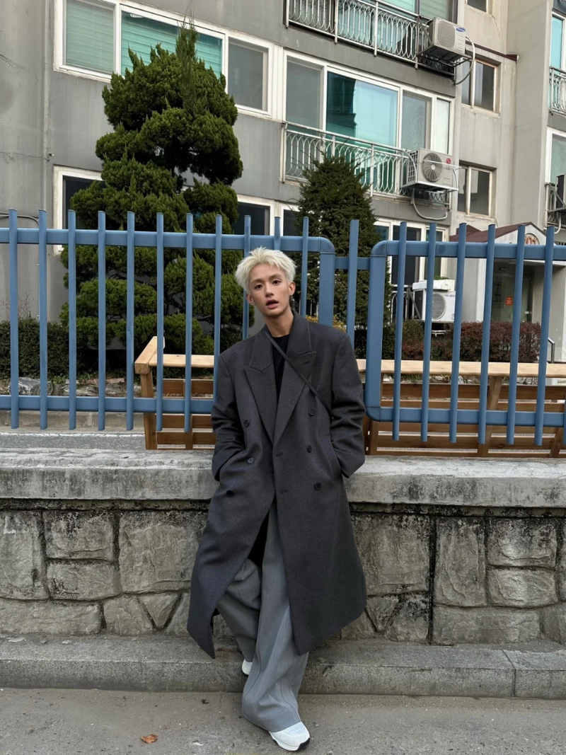 ảnh nam tóc trắng