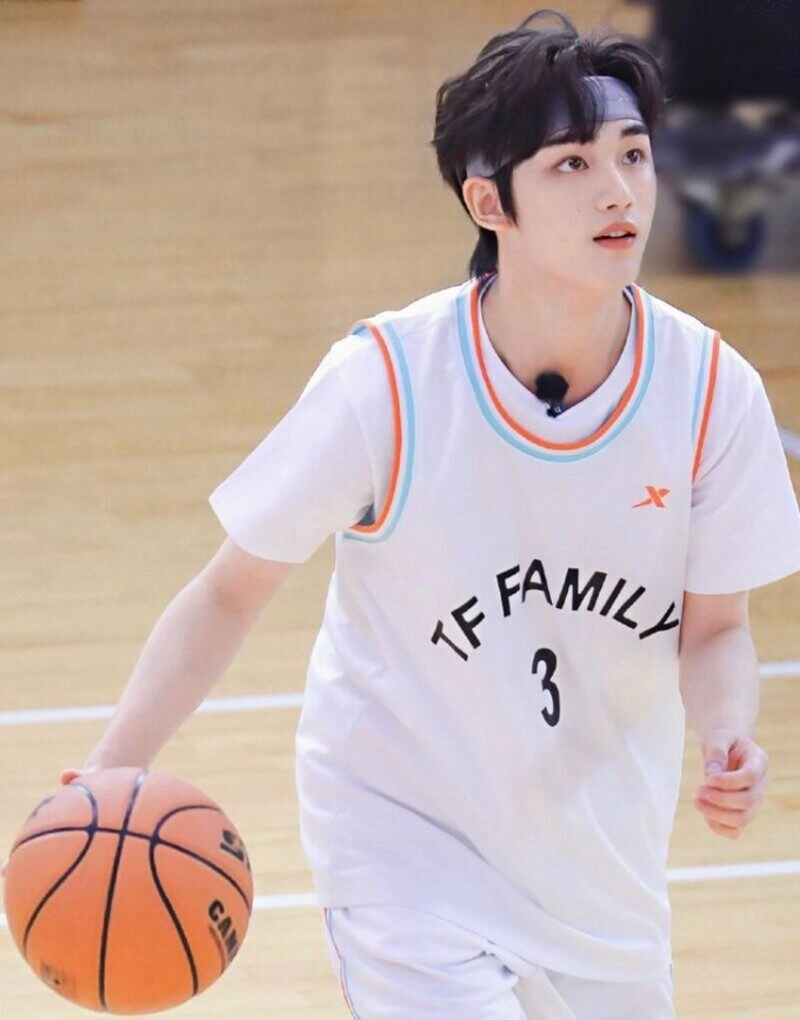 ảnh trai 20 tuổi