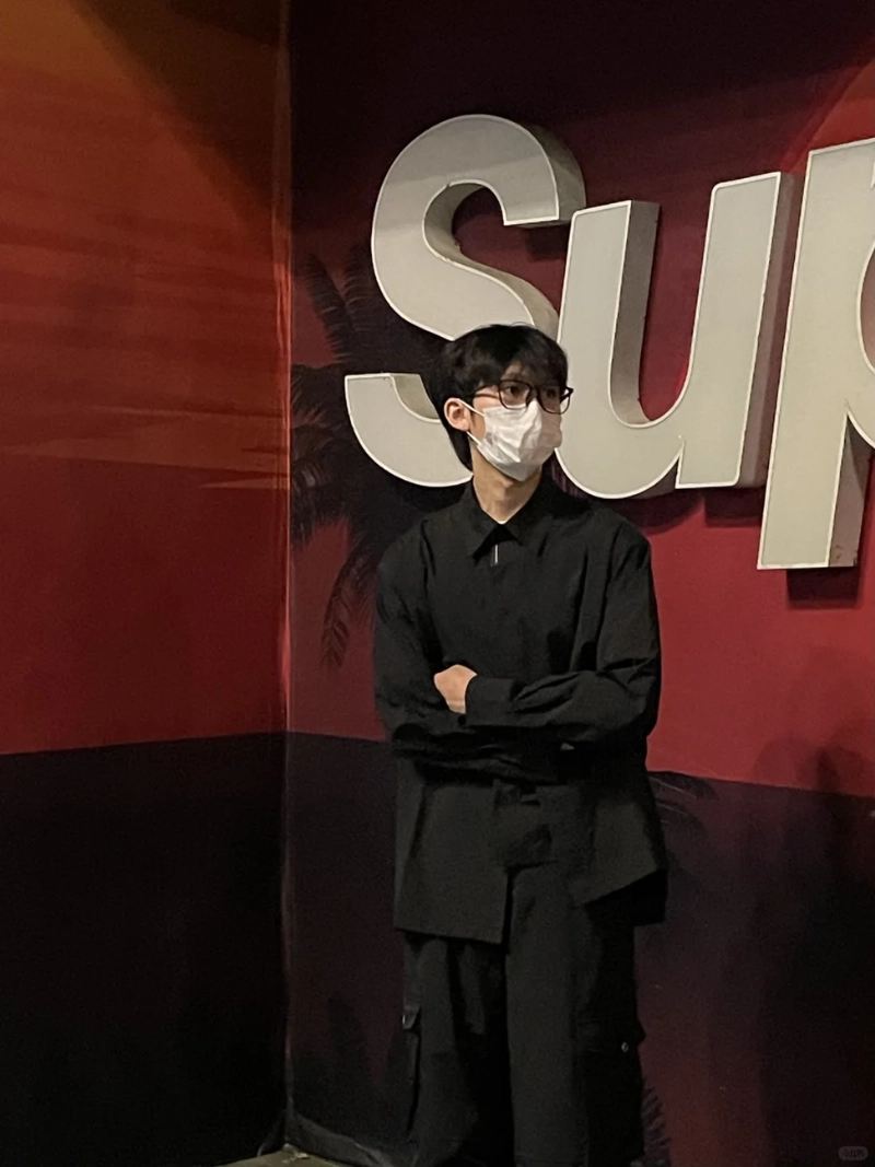 ảnh trai đẹp áo đen