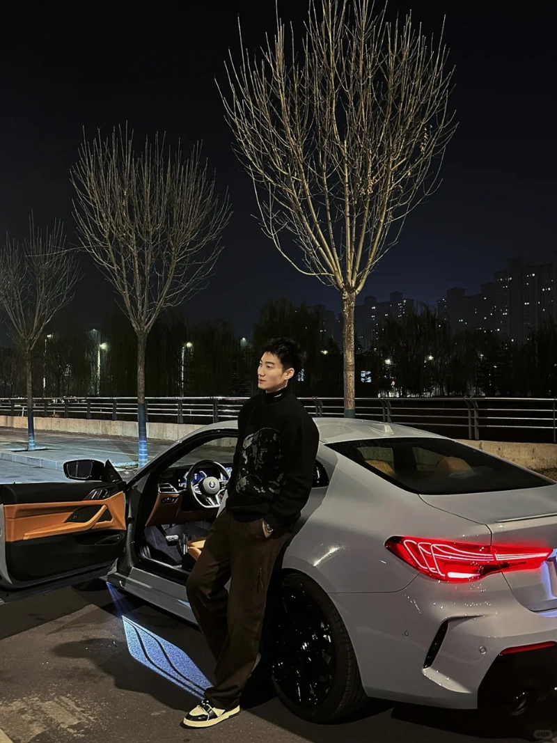 ảnh trai đẹp và siêu xe