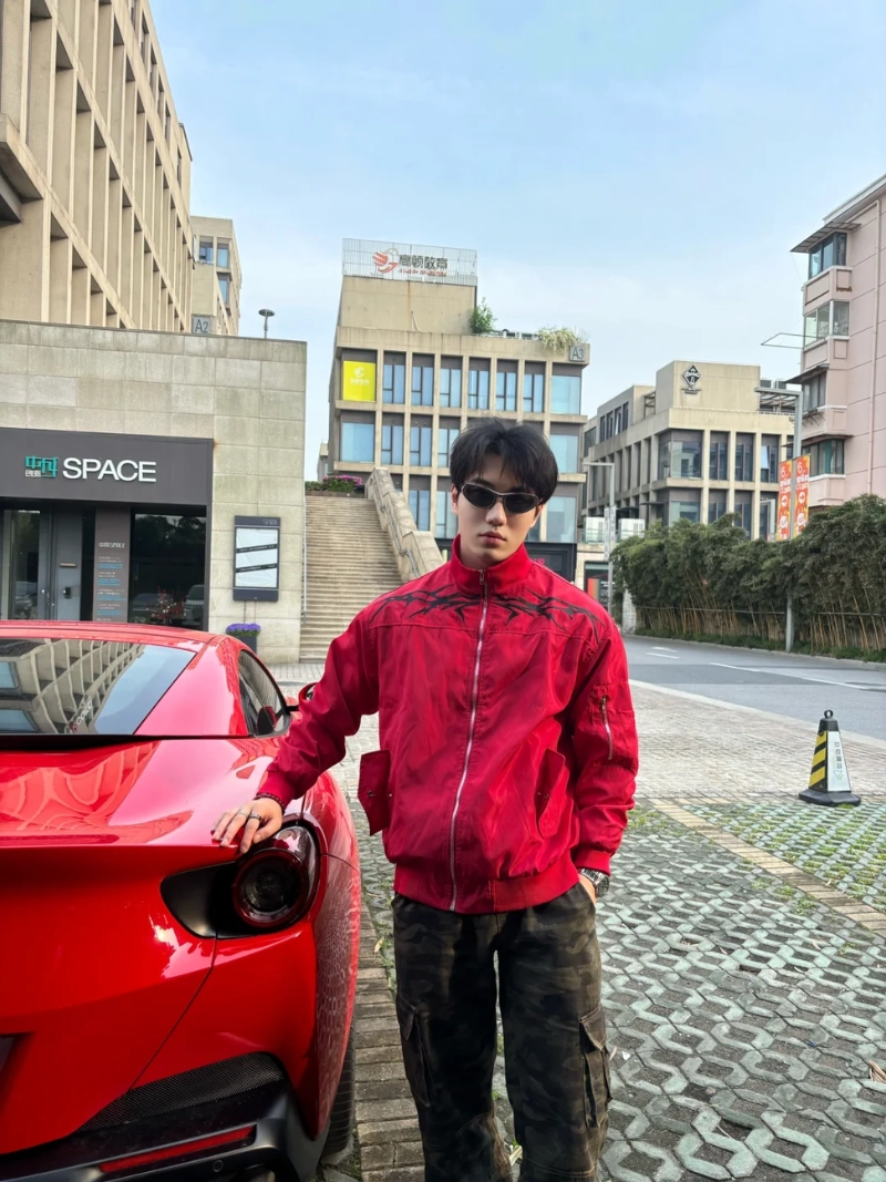 ảnh trai đẹp và siêu xe