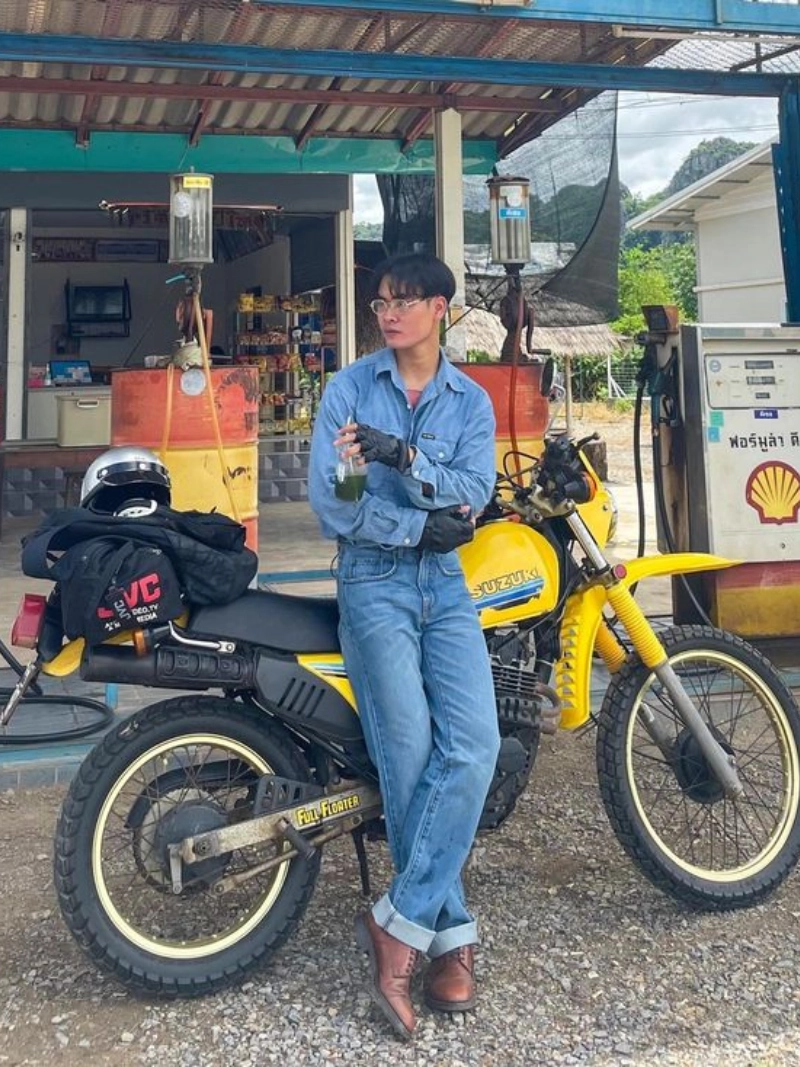 ảnh trai đẹp và siêu xe