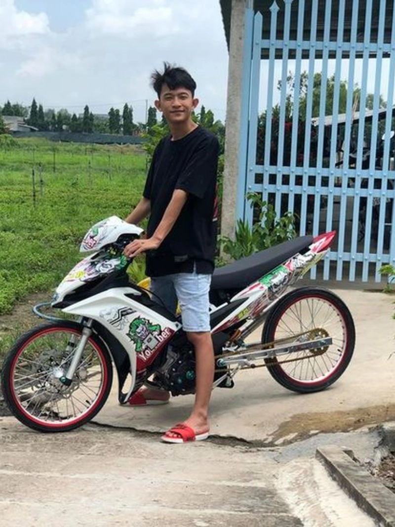 ảnh trai đẹp và siêu xe