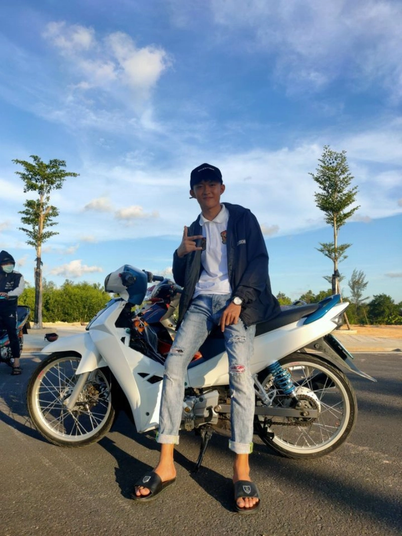 ảnh trai đẹp và siêu xe