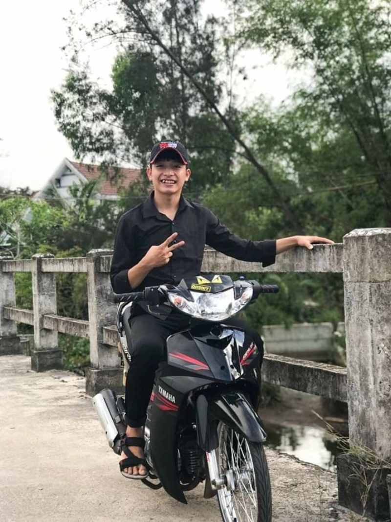 ảnh trai đẹp và siêu xe