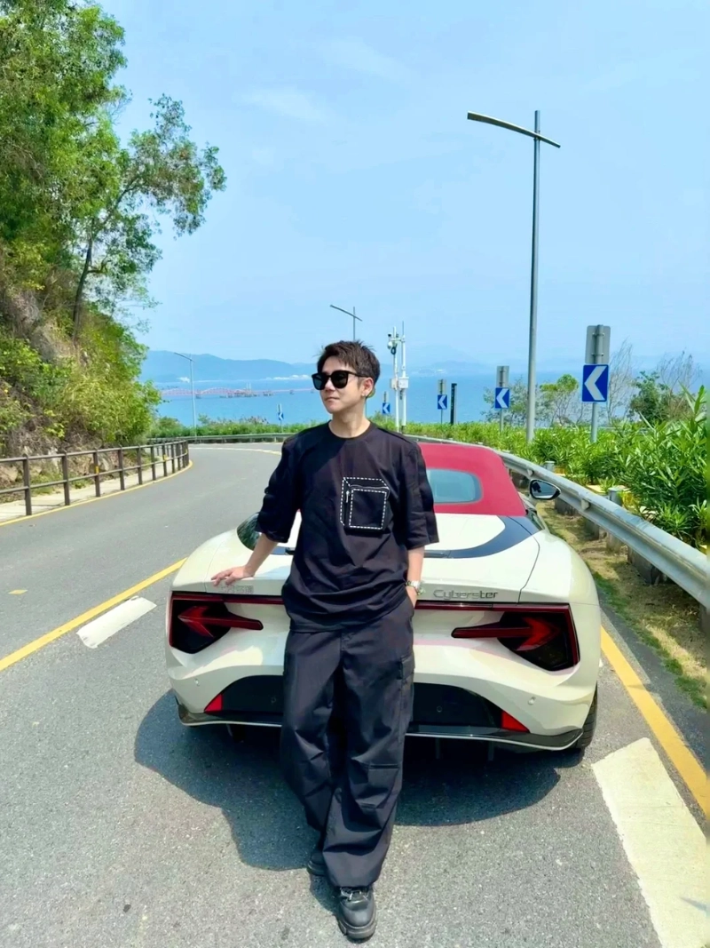 ảnh trai đẹp và siêu xe