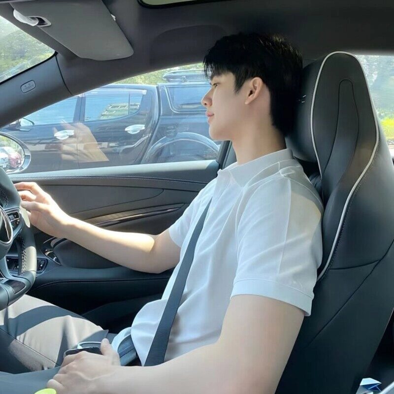 ảnh trai ngồi xe độ che mặt