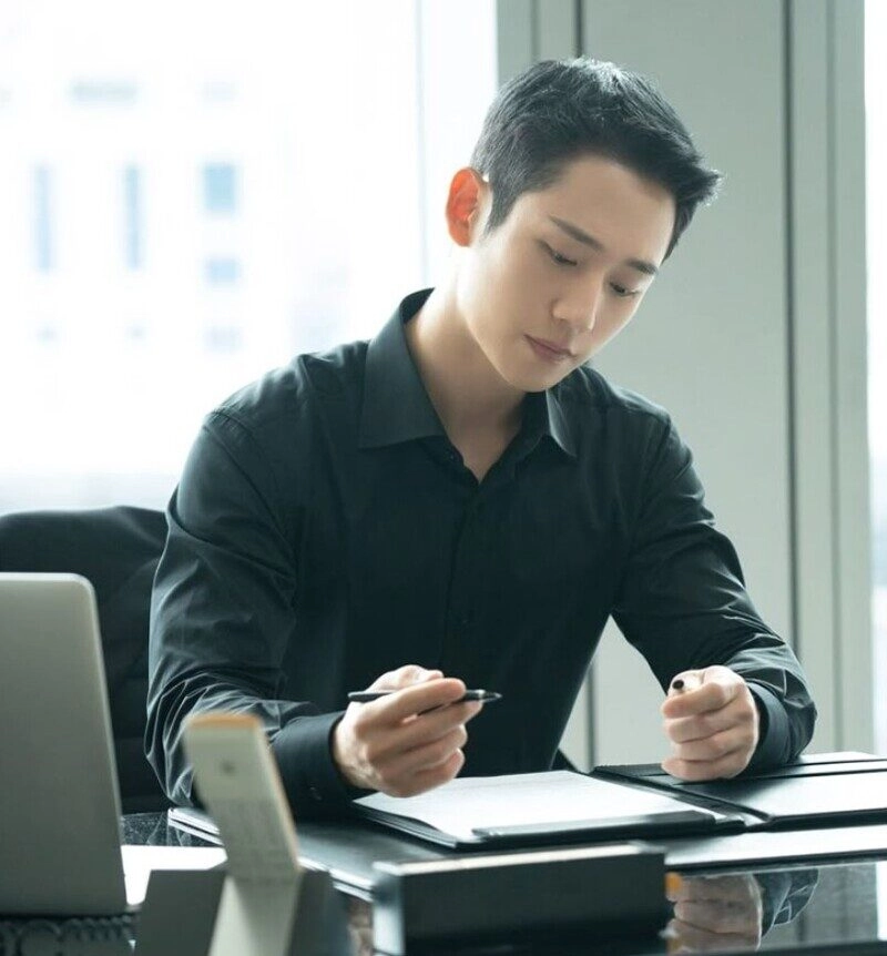 chụp ảnh nam doanh nhân