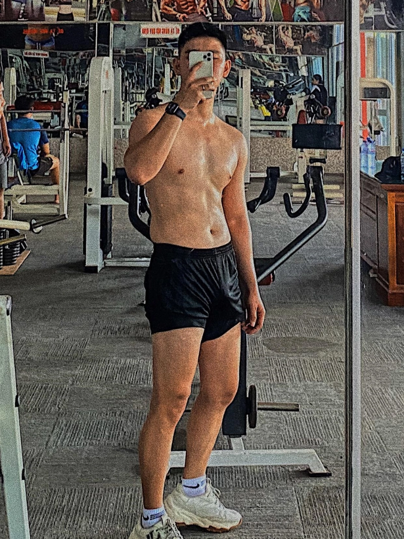 hình ảnh trai đẹp tập gym