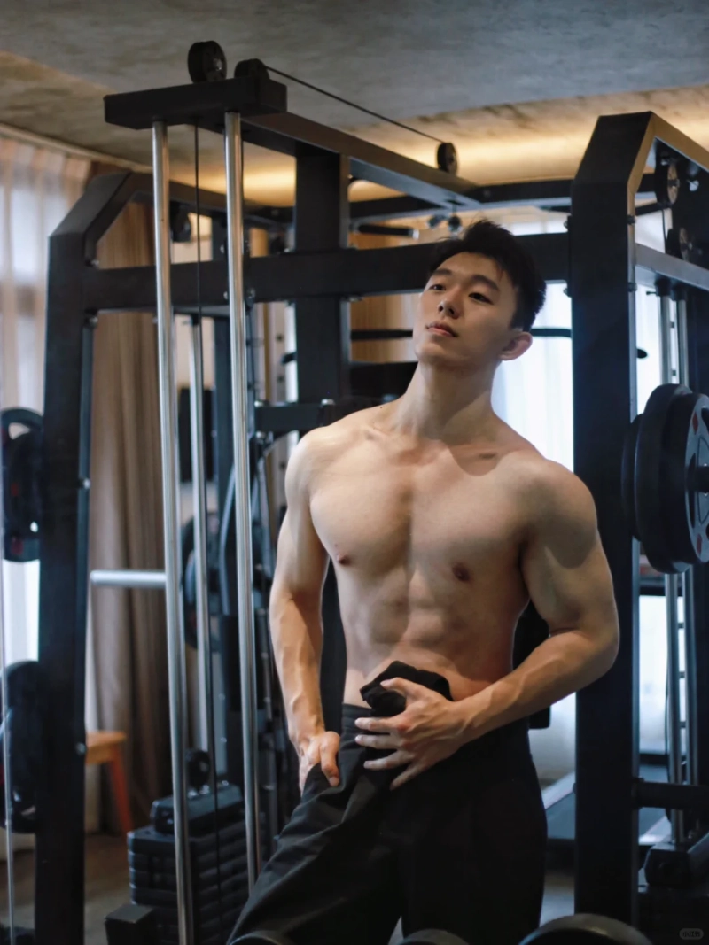 hình ảnh trai đẹp tập gym
