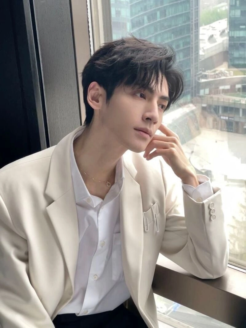 ảnh avatar nam sáng