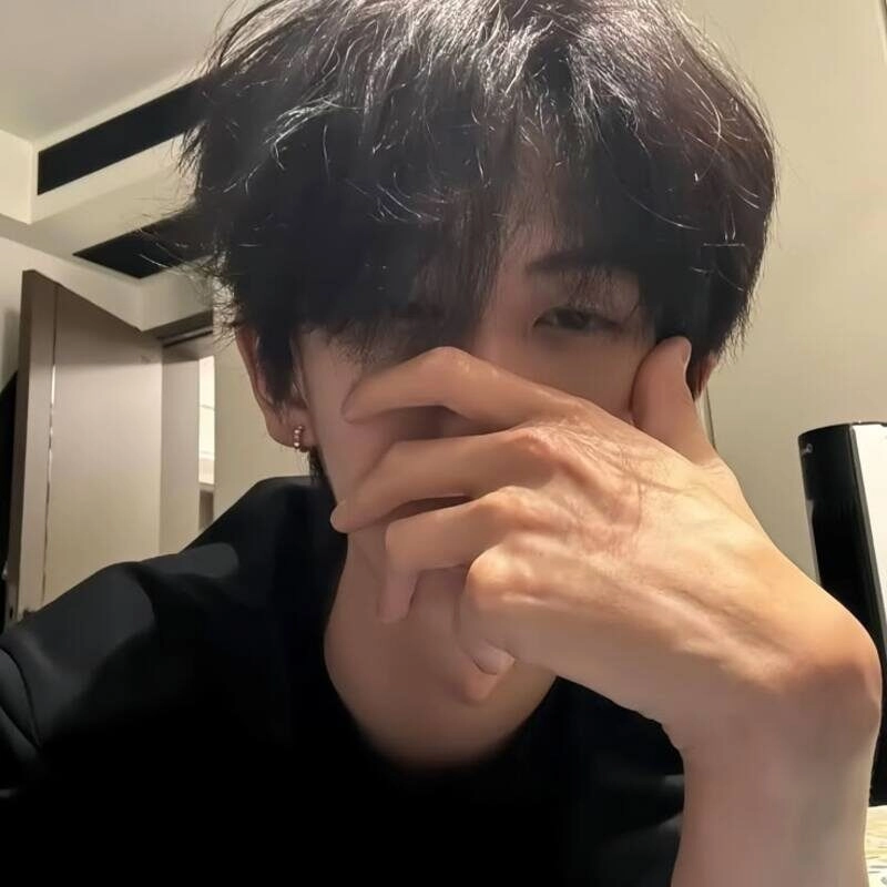 ảnh nam chụp không thấy mặt