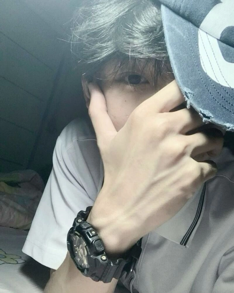 ảnh nam chụp không thấy mặt