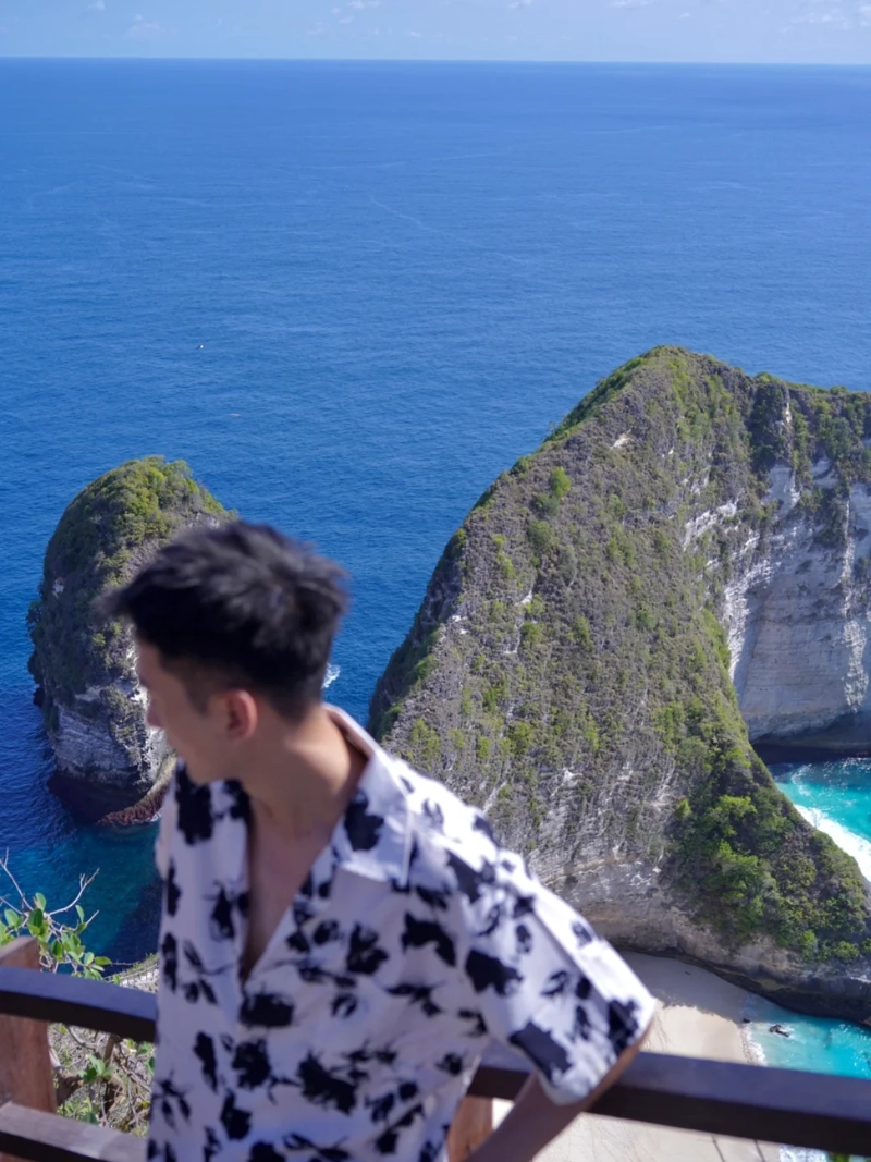 ảnh nam đi du lịch