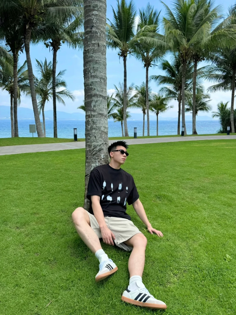 ảnh nam đi du lịch