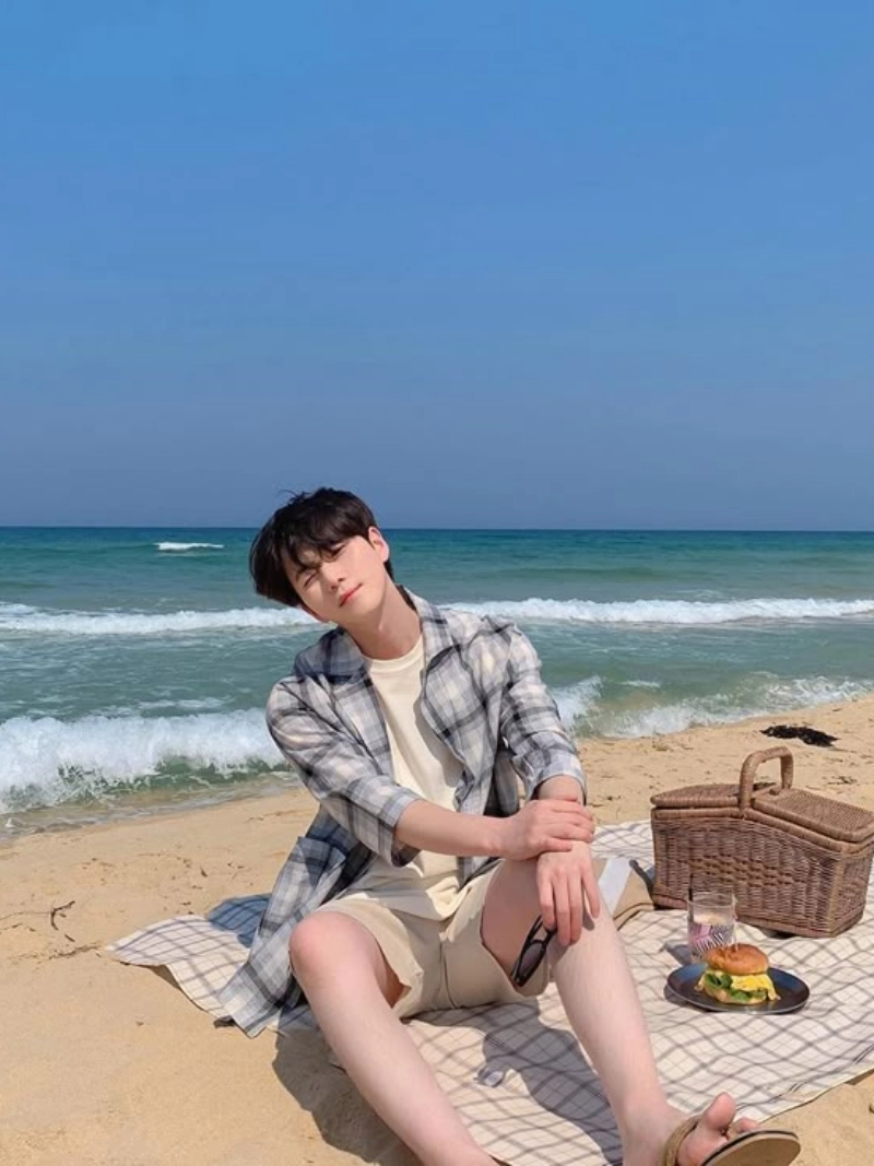 ảnh nam đi du lịch