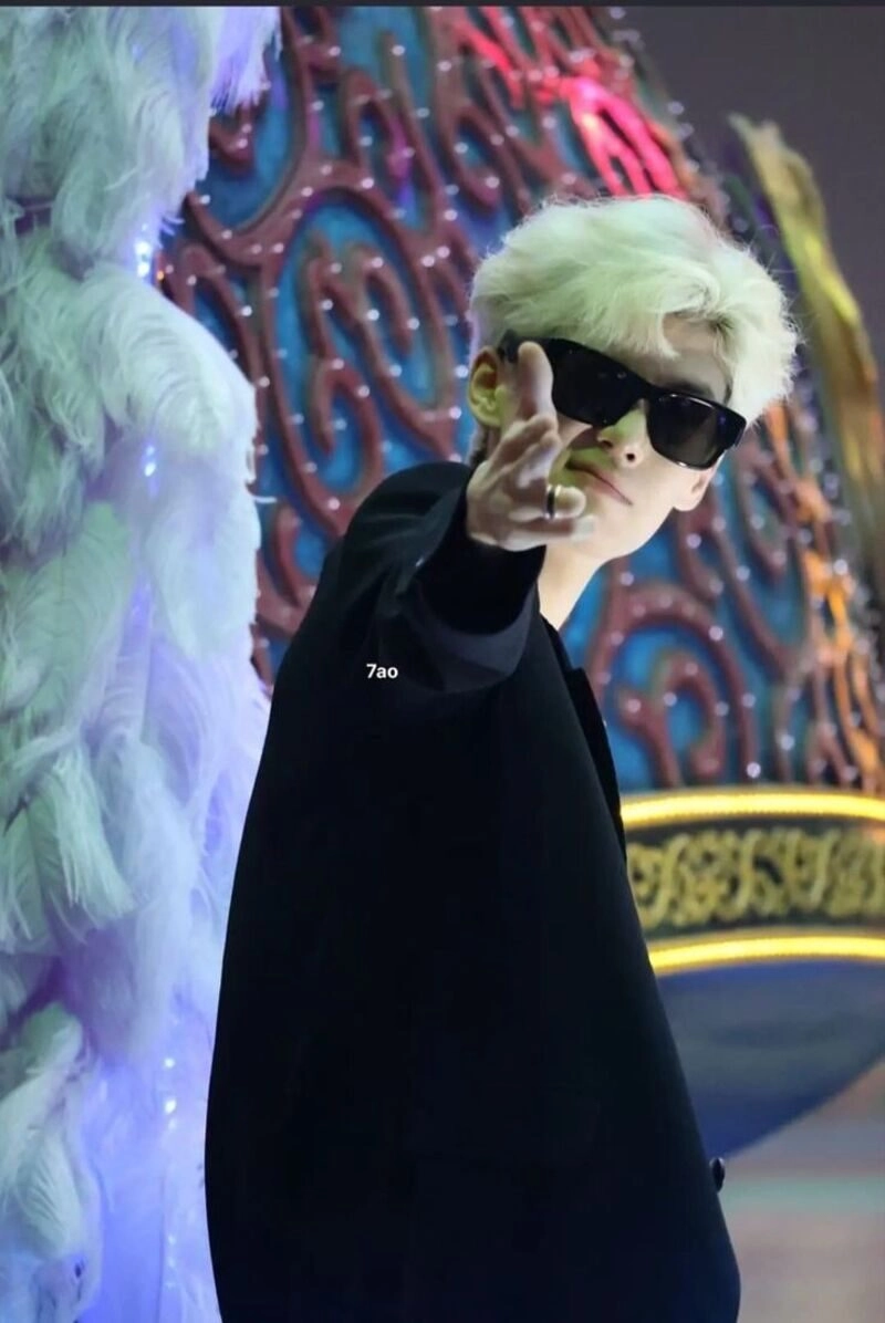 ảnh nam không mặt