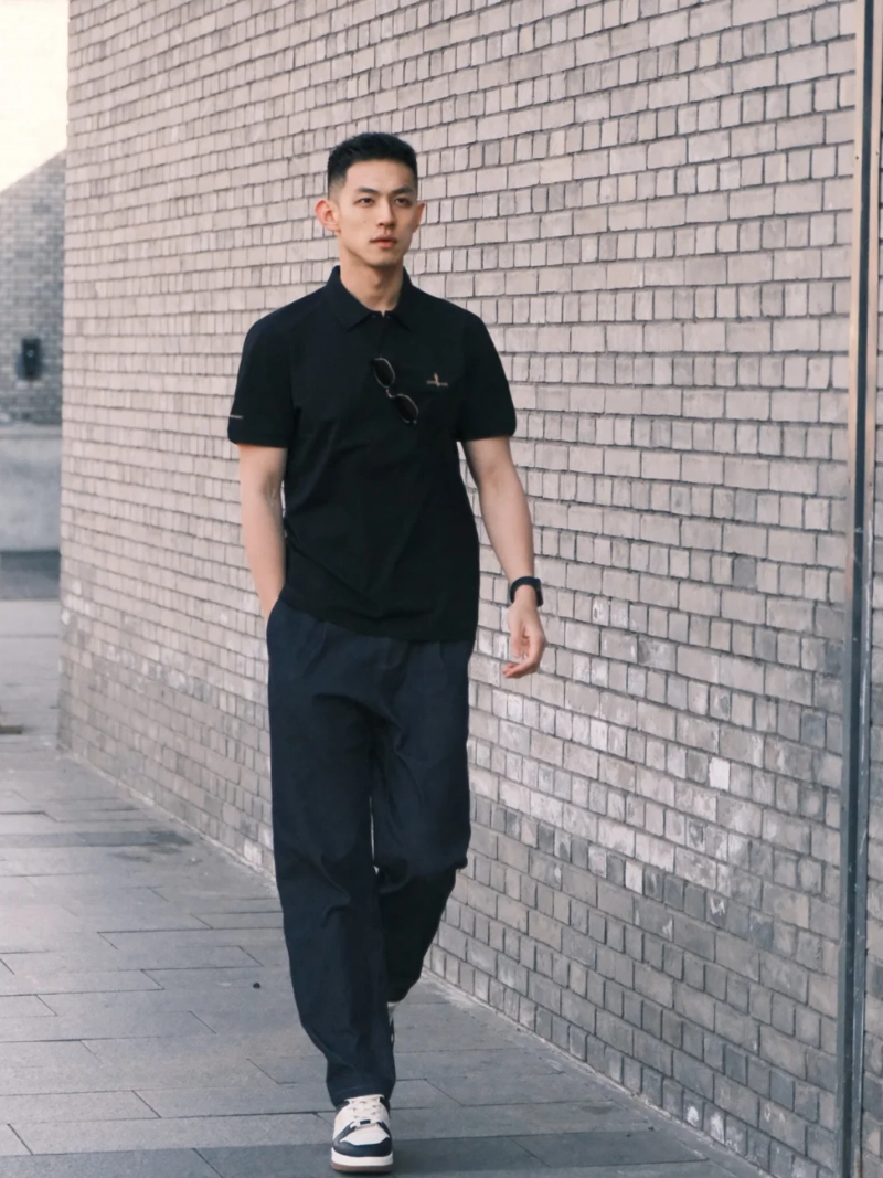 ảnh nam mặc đồ đen ngầu