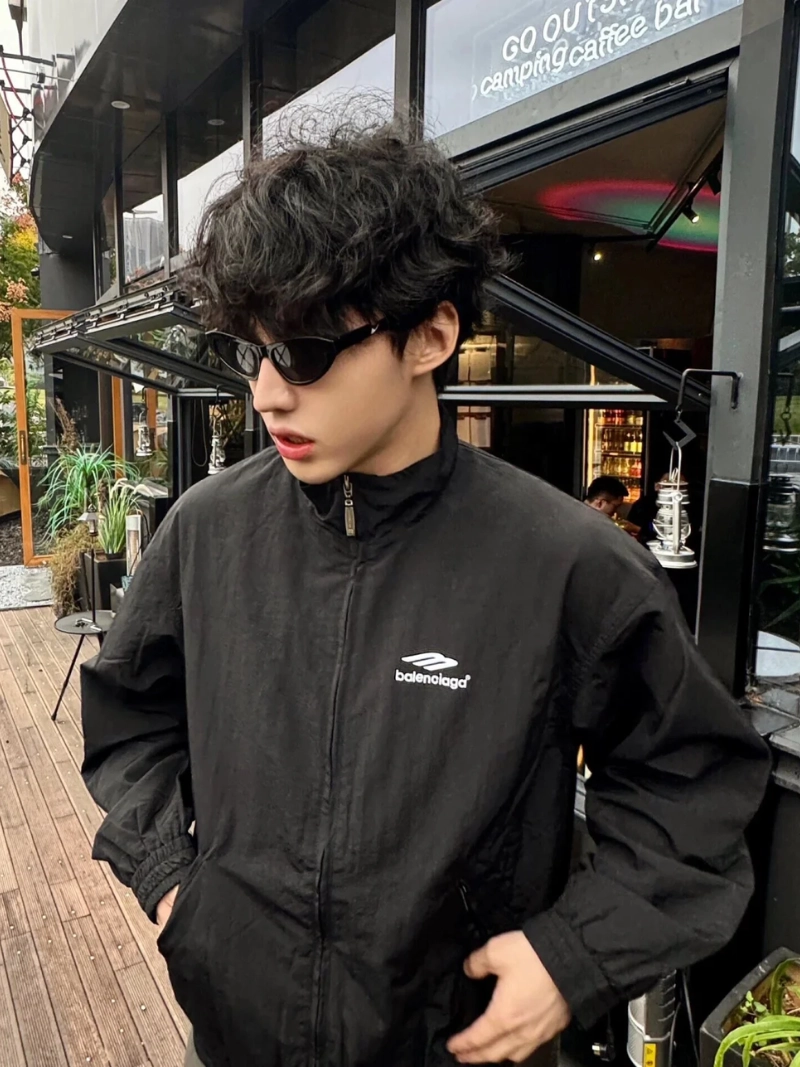 ảnh trai đẹp tóc xoăn