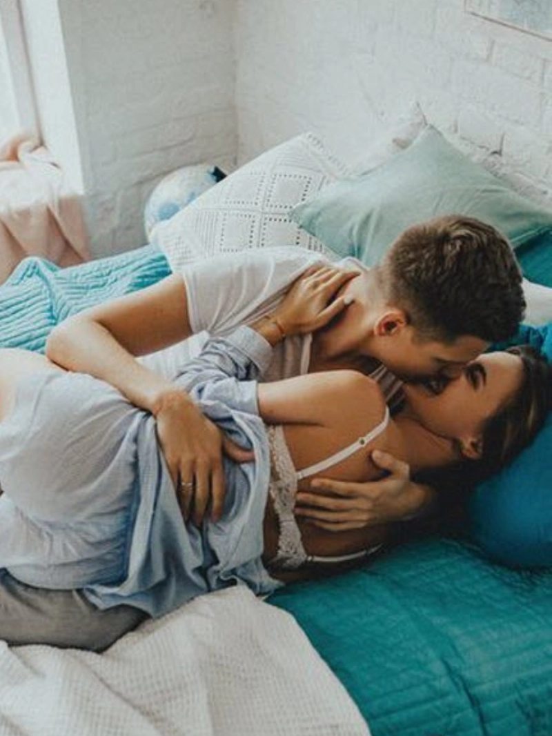 ảnh nằm với gái