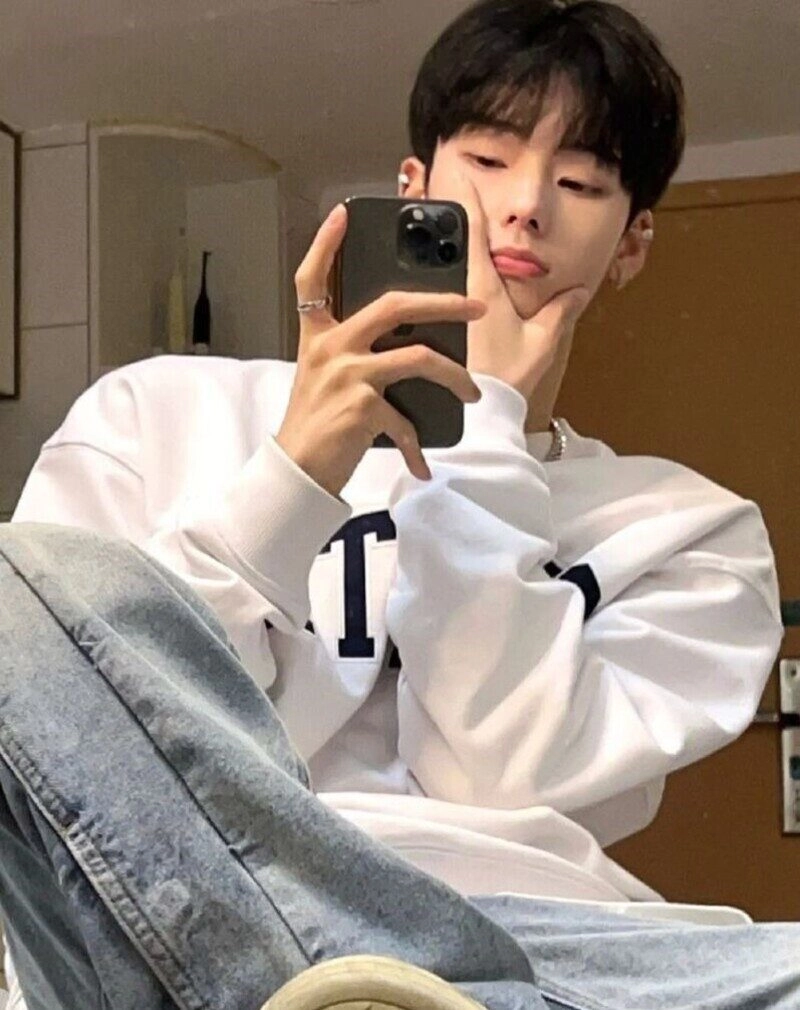 ảnh trai đẹp chụp cận mặt