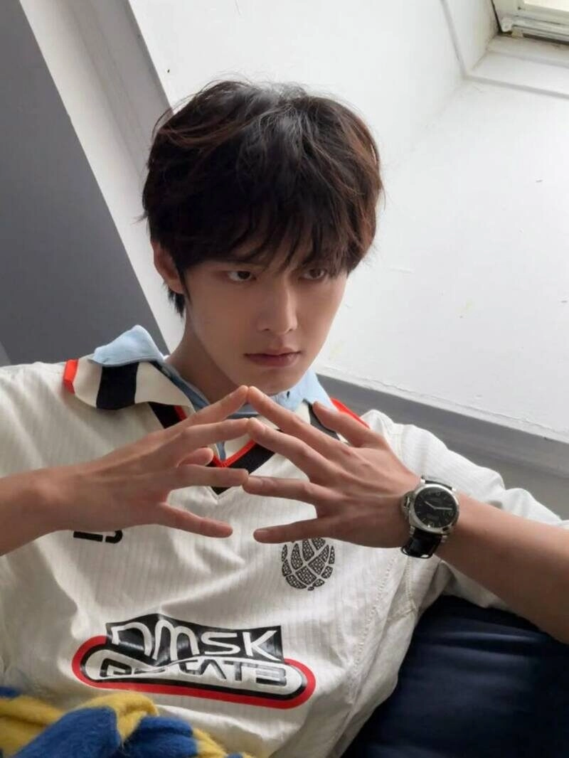 filter ảnh trai đẹp chụp bằng instagram 3d