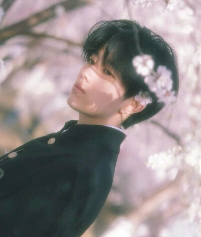 filter ảnh trai đẹp chụp bằng instagram ngoài trời