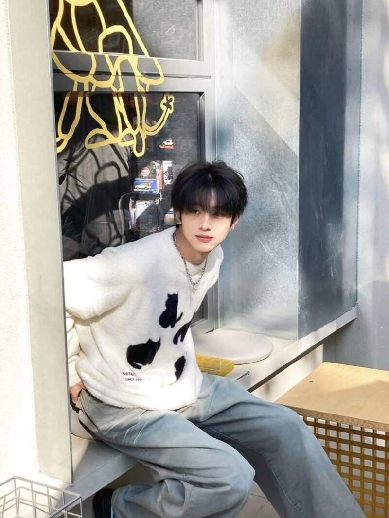 filter ảnh trai đẹp chụp bằng instagram ngoài trời