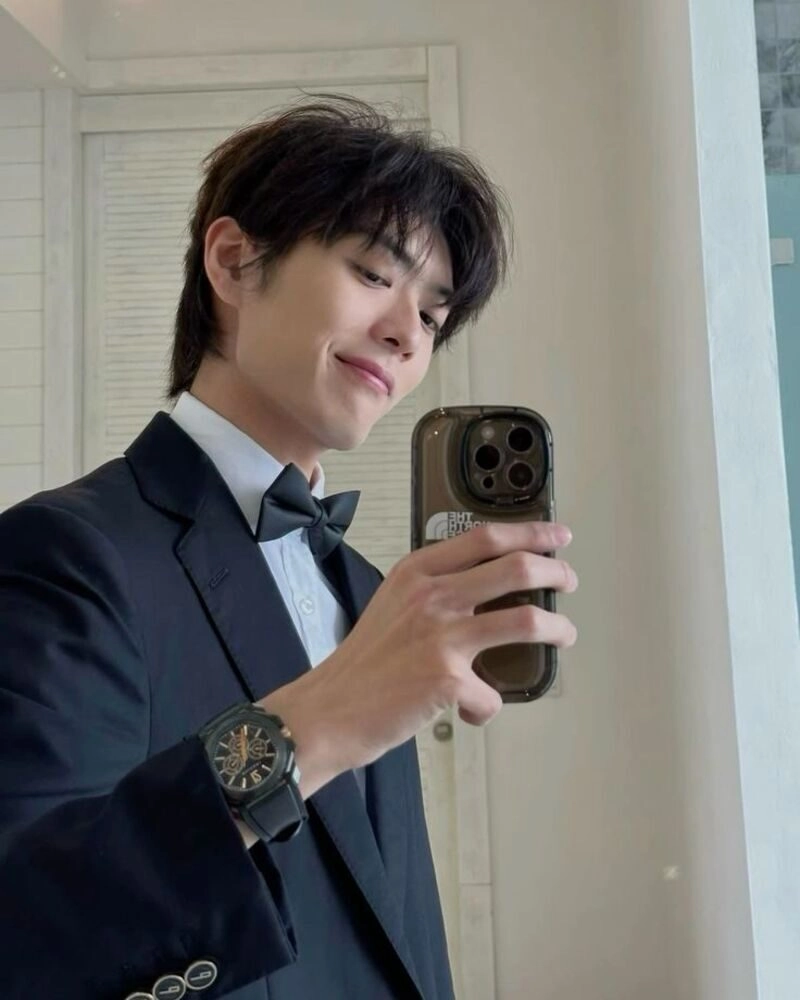 tư thế chụp ảnh đẹp cho nam